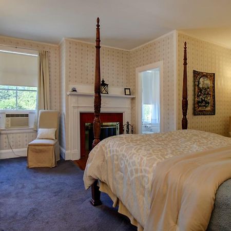 Old Corner Inn Manchester-by-The-Sea ภายนอก รูปภาพ